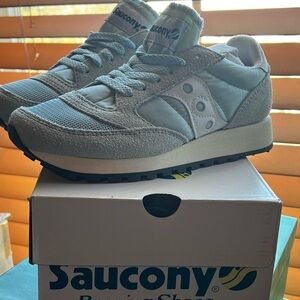 Saucony Originals White and Blue Running Shoes